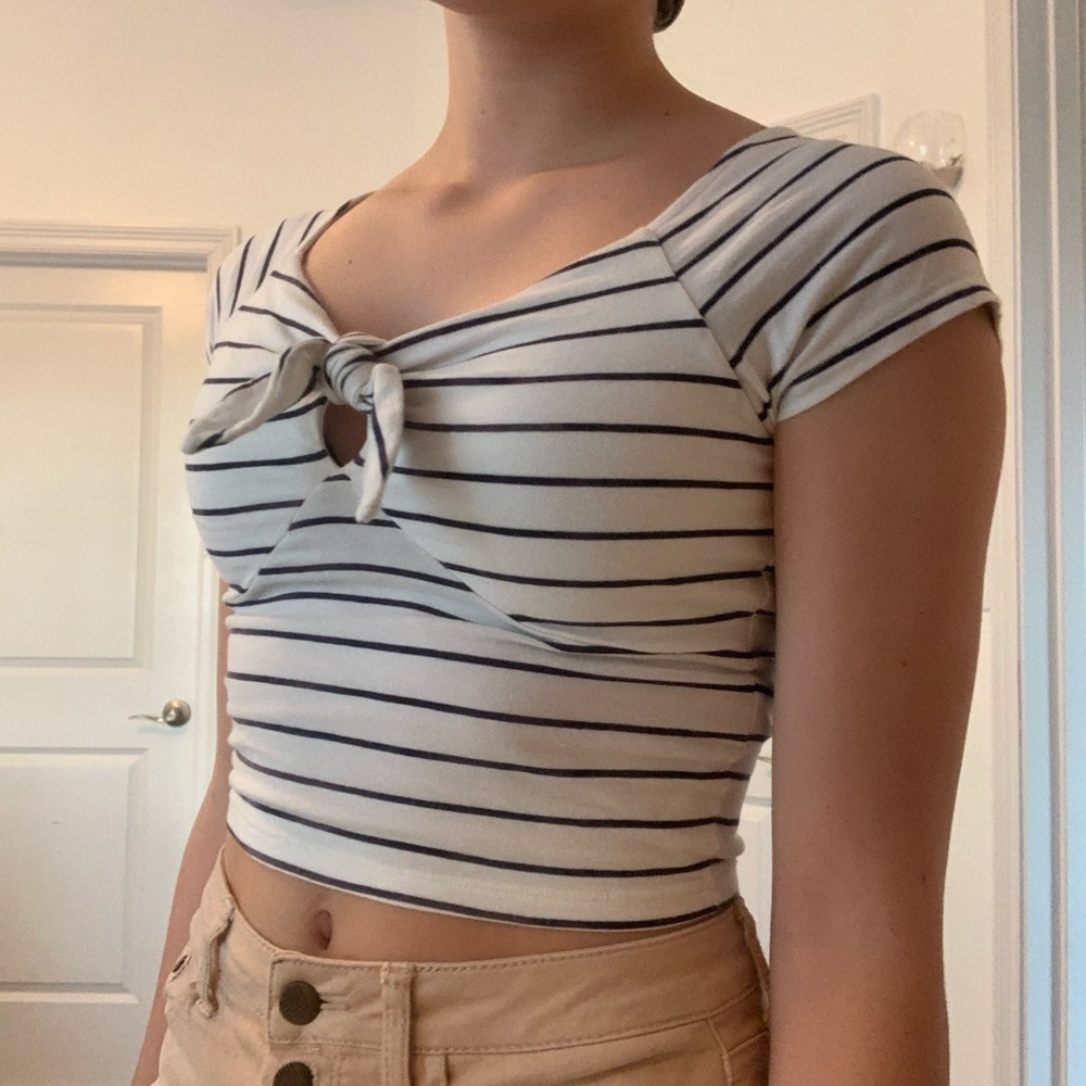 super cute black and white top with tie